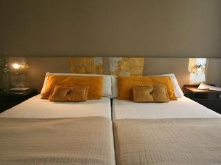 Vrabac Guesthouse Barcelona Bagian luar foto